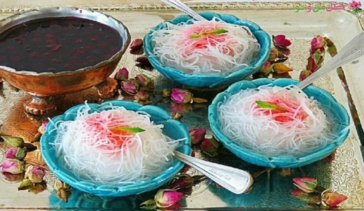 طرز تهیه فالوده شیرازی با نشاسته و رشته آماده