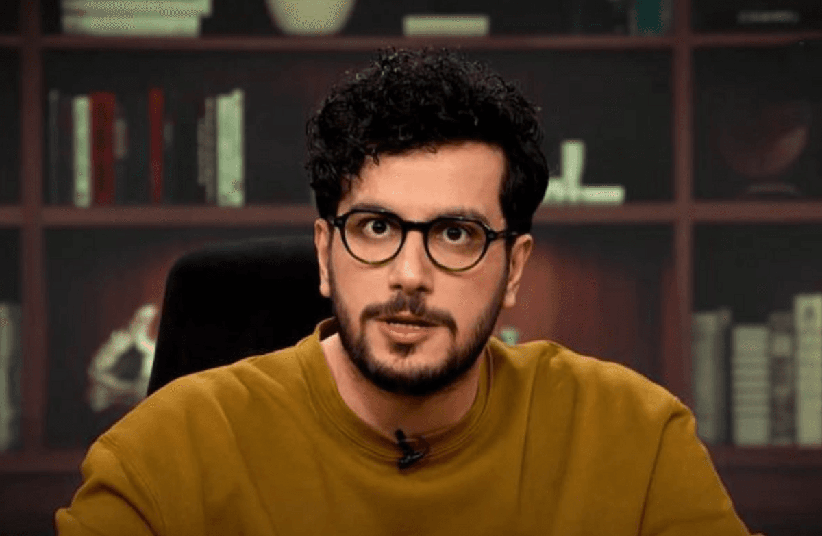 قیاسی با شوخی به رامین رضائیان حمله کرد: «دیگه ارتباطی نداریم!»