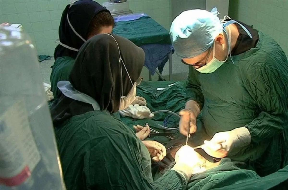 تجاوز جراح مشهور به  299 بیمار در حالت بیهوشی و گیجی پس از عمل جراحی+عکس