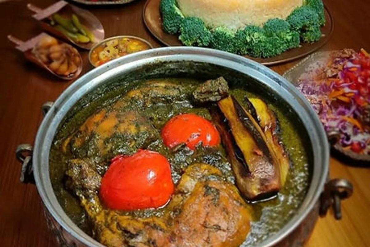 دستور پخت خورشت ریحون با بادمجان | عطر و بوی این خورشت از قورمه سبزی هم بهتره