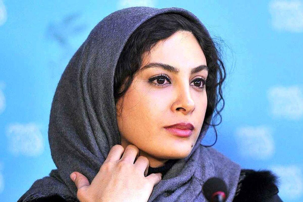 سلفی حدیثه تهرانی و همسرش در خانه ی زیبا و لوکس شان