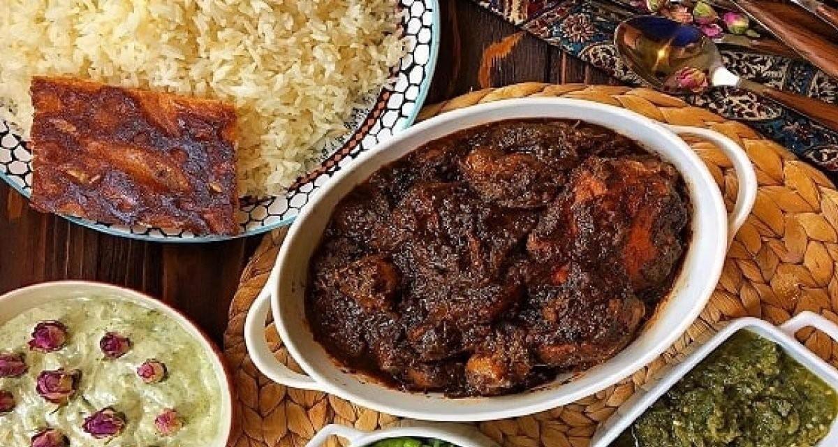 دستور مرغ ترش تبریزی ؛ آموزش درست کردن مرغ درباری با سس مخصوص