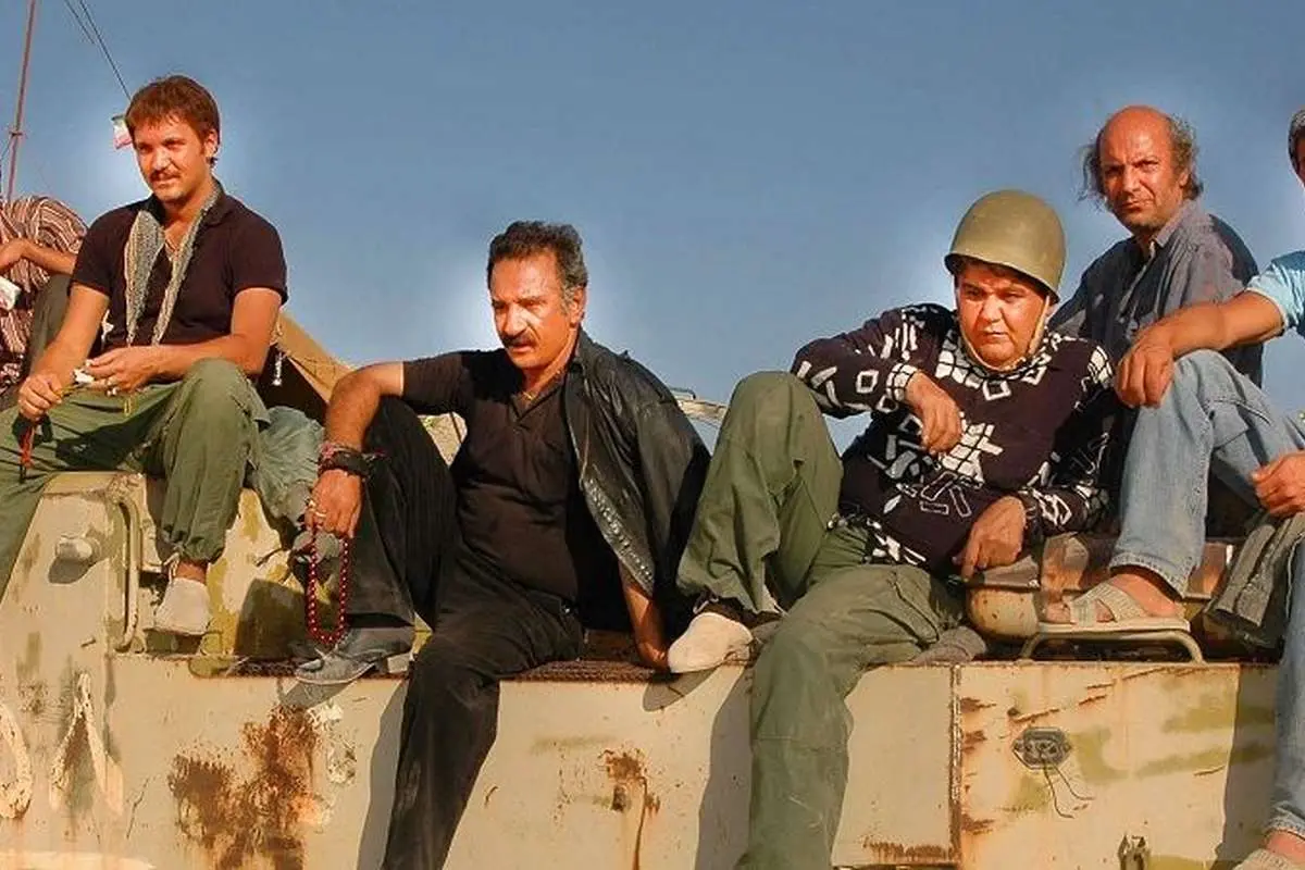 عکس خاطرهانگیز احمد ایراندوست از پشت صحنه اخراجیها