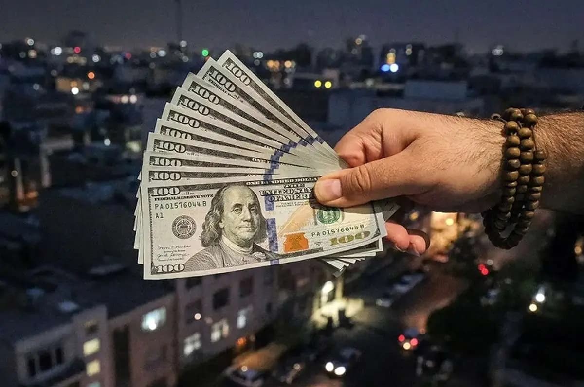 واکنش منفی بازار ارز به انتصاب همتی | دلار ۵ هزار تومان ارزان شد