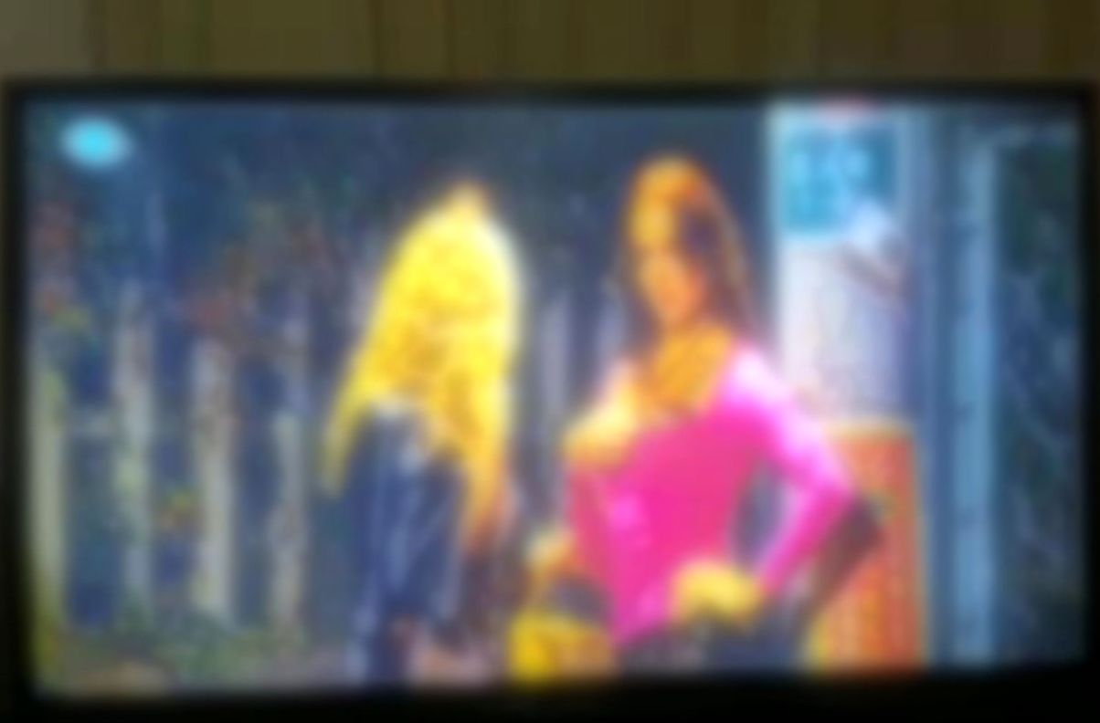 جنجال پخش صحنه مستهجن 18+ در شبکه تماشا