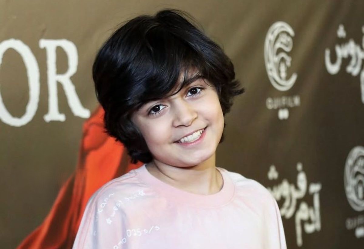 رونمایی از مادر و پدر واقعی رایان سرلک بازیگر سریال زیرخاکی