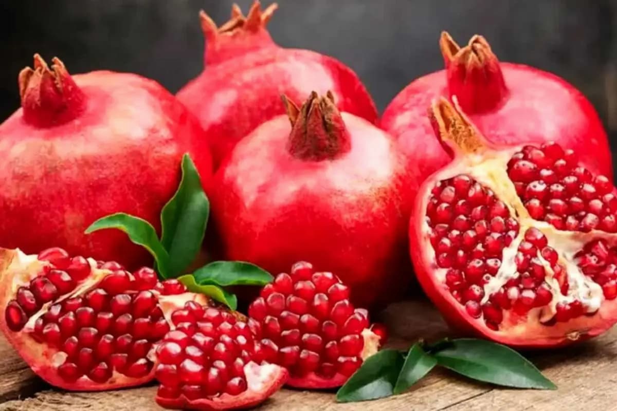 راز انتخاب انار شیرین و دانهدرشت؛ چطور انار خوب را از بد تشخیص دهیم؟ | نکاتی برای خرید و نگهداری انار سالم و آبدار