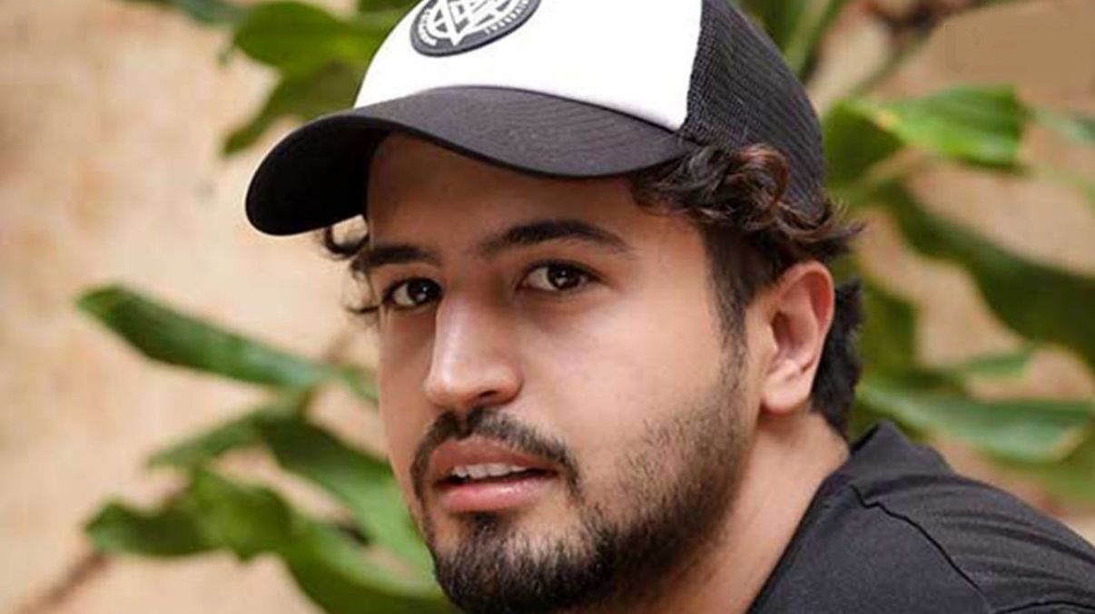 عکس لو رفته از مهرداد صدیقیان در لوکیشن خاص!