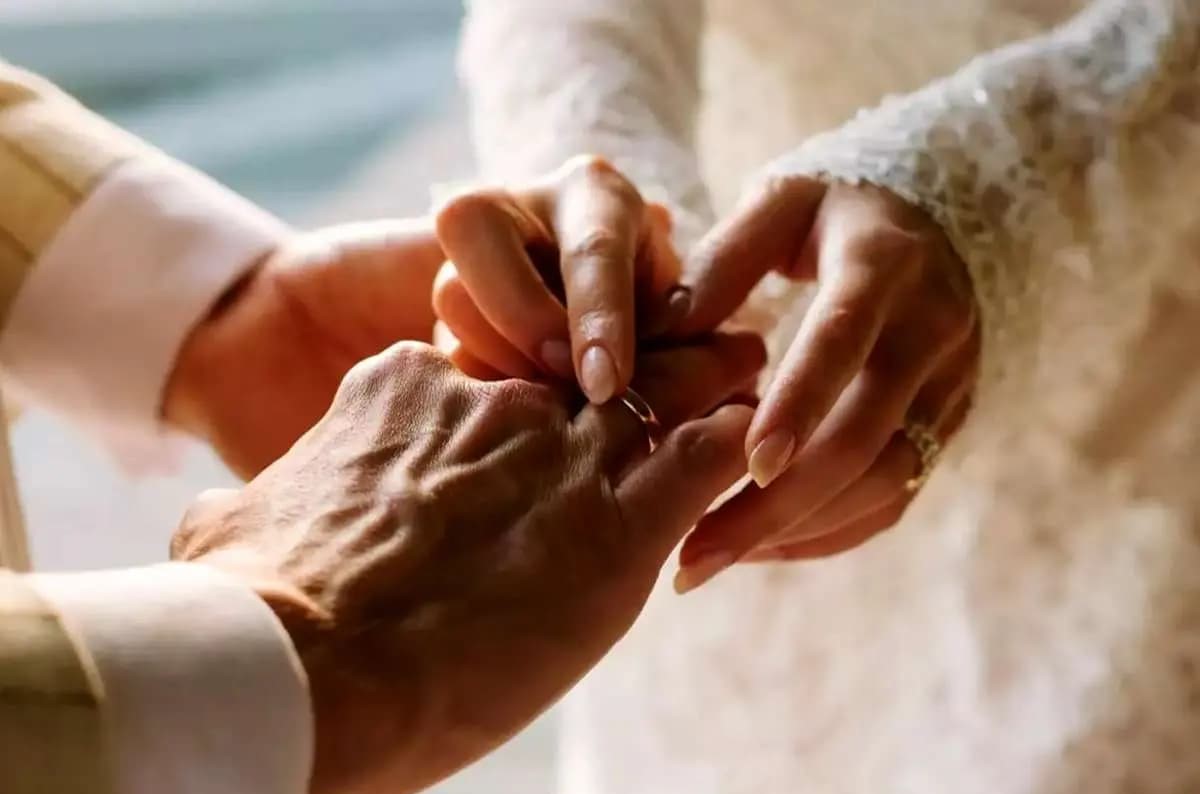 در این روستا داماد باید برای عروس 15 گرم طلا بخرد