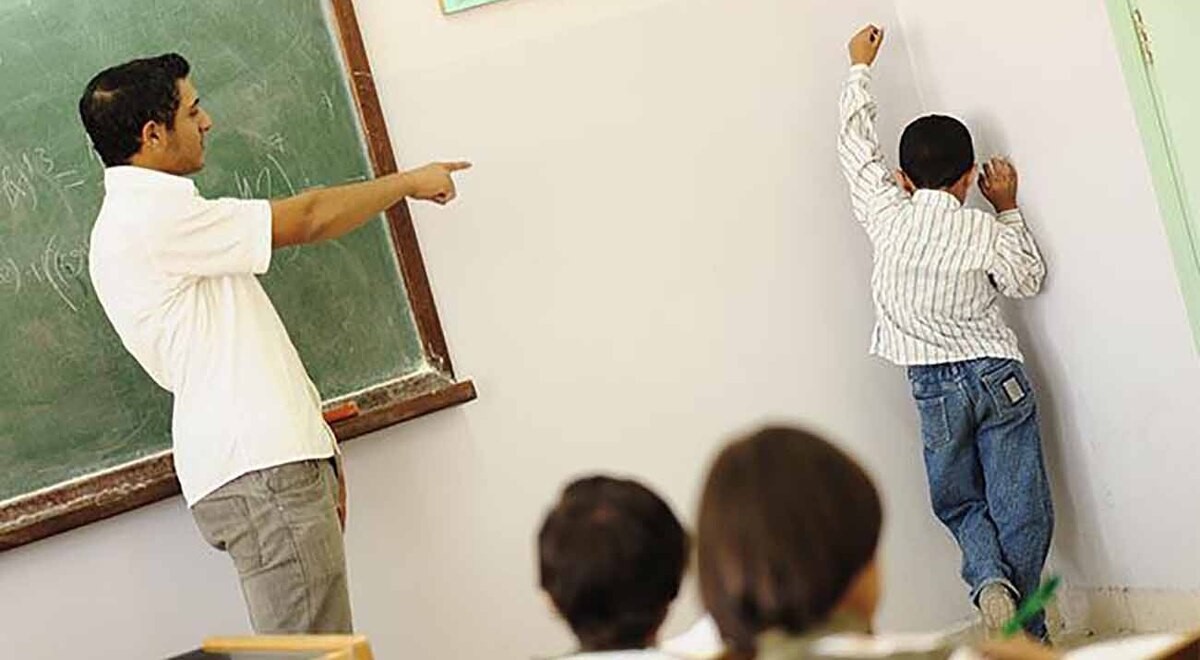 تنبیه بدنی یک دانشآموز در ارومیه| واکن آموزش و پرورش آذربایجان غربی