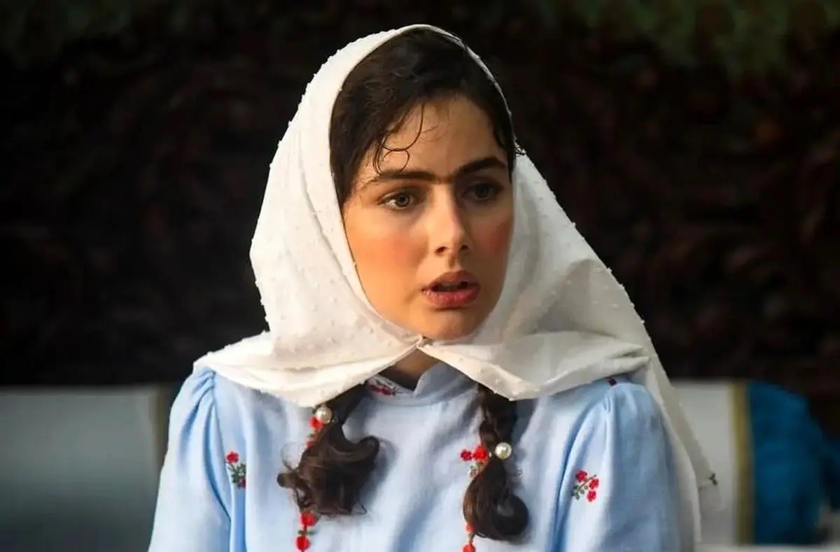 استایل مانکنی فرزانه فرنام «خجسته» سریال بامداد خمار