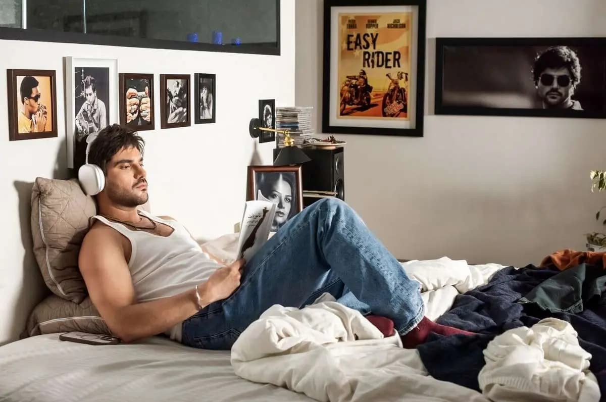 سینا مهراد بازیگر بدنام شد!