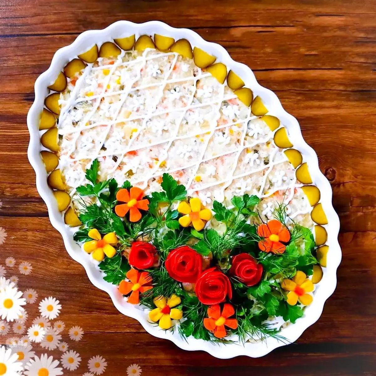 طرز تهیه سالاد الویه با مغز گردو و سبزیجات| خوشمزه ترین سالاد الویه ای که تا به حال درست کرده اید