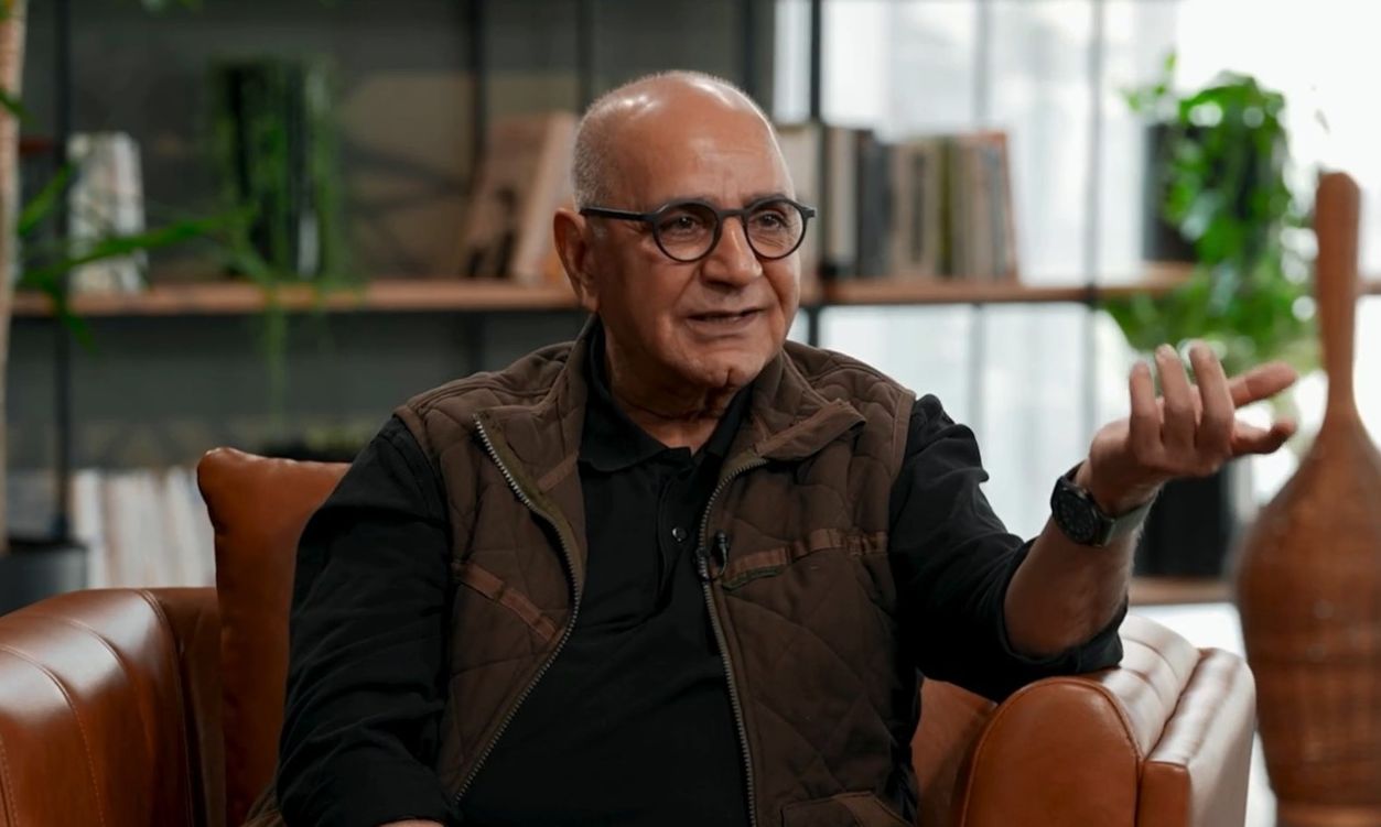 ویدئویی تکان‌دهنده از یک قبرکن که پرویز پرستویی منتشر کرد