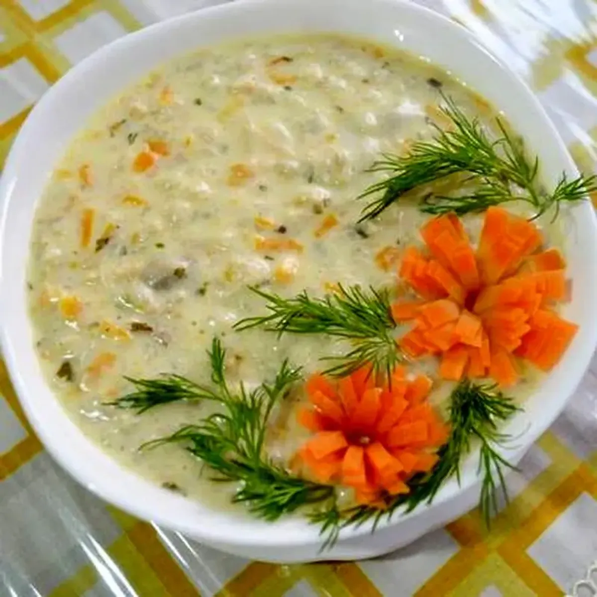 یک کاسه آرامش پاییزی: دستور سوپ ورمیشل خامه‌ای خوش‌عطر و خاص