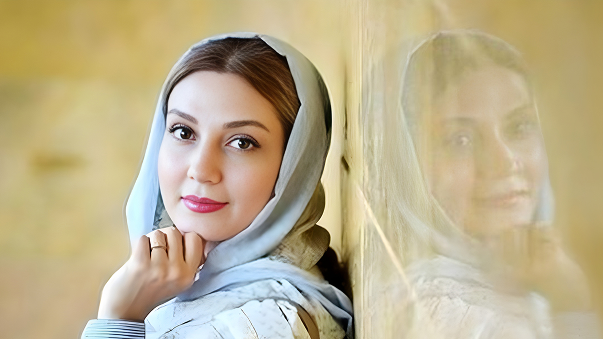 نگاهی به تصویر دیده نشده از قاب مشترک حدیث میرامینی با همسر و فرزند تازه متولد شده‌اش