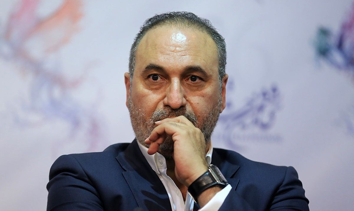 گریه غیرواقعی حمید فرخ نژاد در مقابل رضا پهلوی