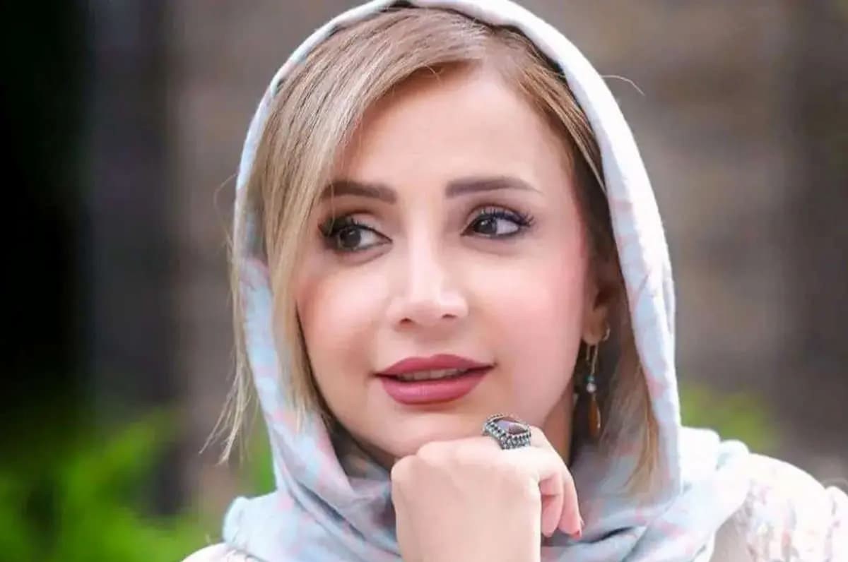 حالوهوای پاییزی شبنم قلی خانی در خیابانهای لندن