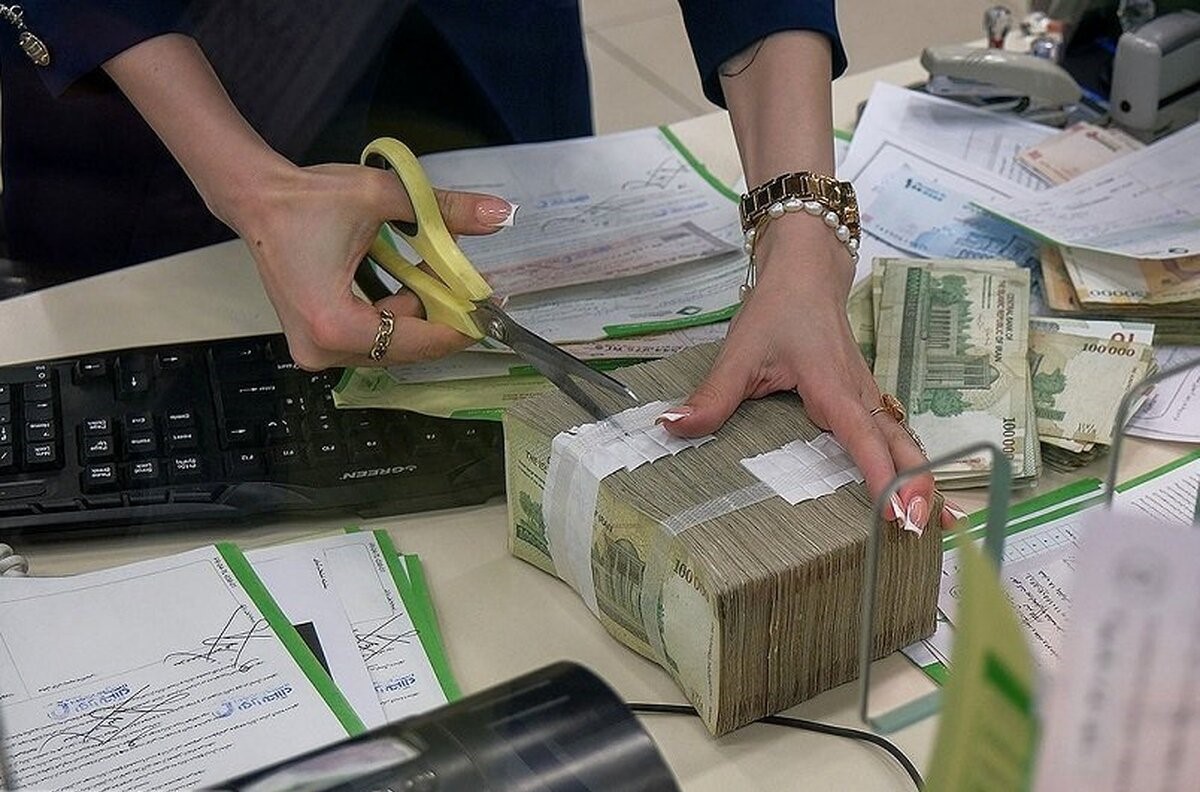 خبرخوش برای کارمندان؛ واریز کارت هدیه 14.000.000 آغاز شد