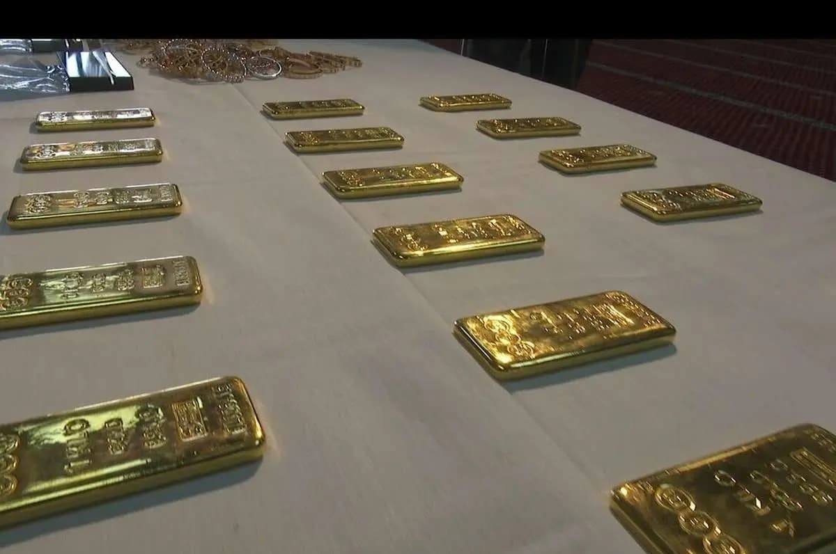 38 کیلو شمش طلای قاچاق در فرودگاه مهرآباد کشف شد