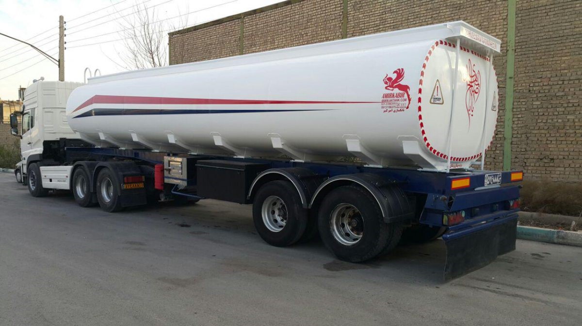 توقیف تانکر حمل گاز مایع با راننده 14 ساله! +فیلم