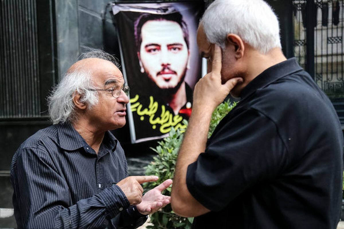 مادر علی طباطبایی در دهمین سالگرد پسرش درگذشت