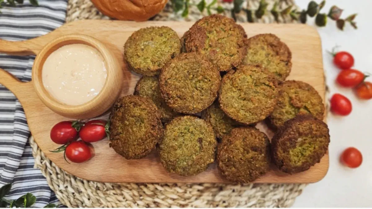 طرز تهیه فلافل نخود فرنگی کنسروی؛ یک فلافل خوشمزه با طعم و مزه متفاوت