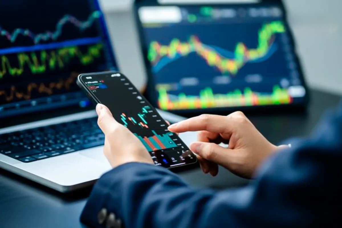 پیش بینی بورس امروز شنبه 15 شهریور 1404؛ رشد کوتاهمدت بازار سهام