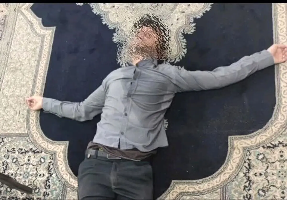 ضرب و شتم معلم به دست پدر دانش آموز زرندی؛ معلم جوان بی هوش شد