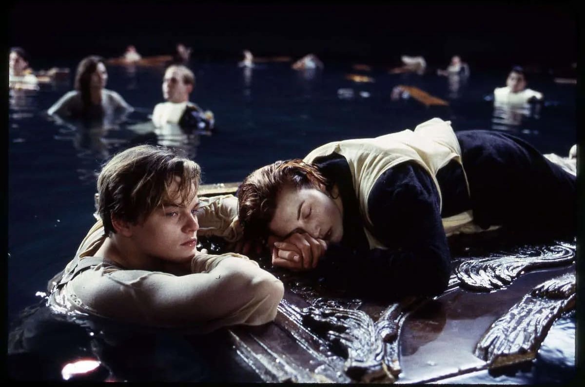 عکس کمتر دیده نشده از پشت صحنه تایتانیک با رز و جک