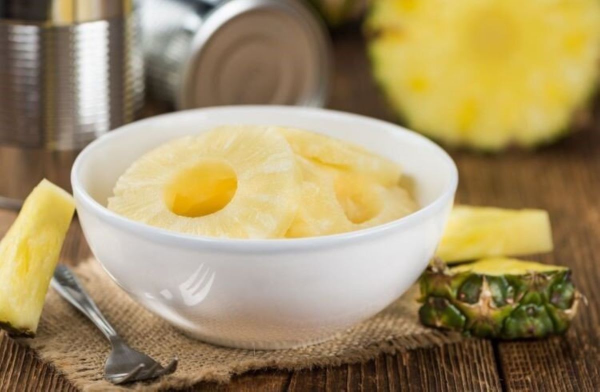 طرز تهیه کمپوت آناناس خانگی؛ کمپوتی شفاف، خوشطعم و با بافت مناسب