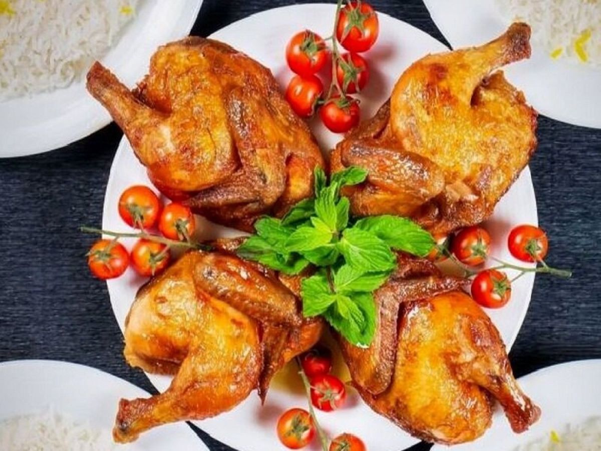 طرز تهیه اکبر جوجه بدون روغن با سس مخصوص