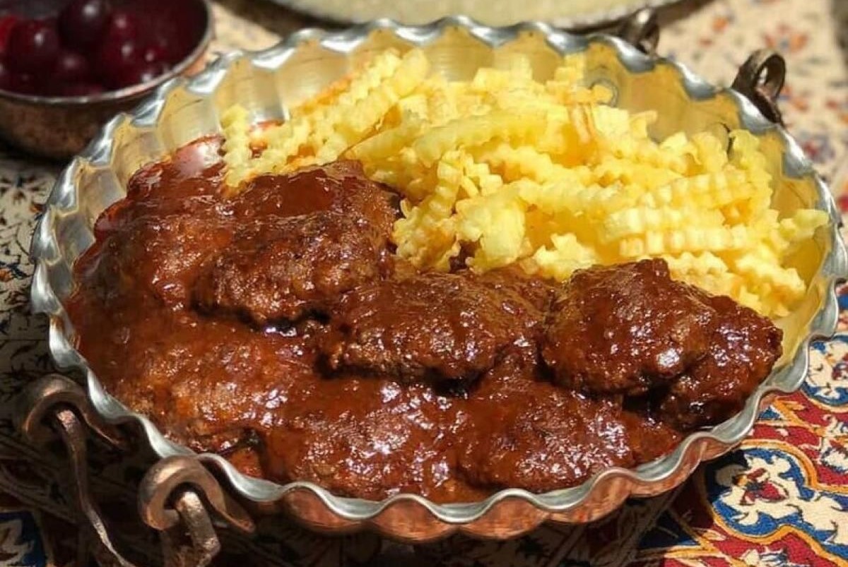 طرز تهیه کوکوی گردو بدون سیب زمینی؛ ترکیبات سس مخصوص