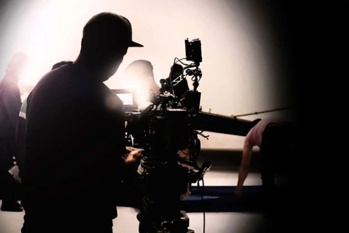 سرقت بزرگ همسر کارگردان معروف از یک طلافروشی در غرب تهران