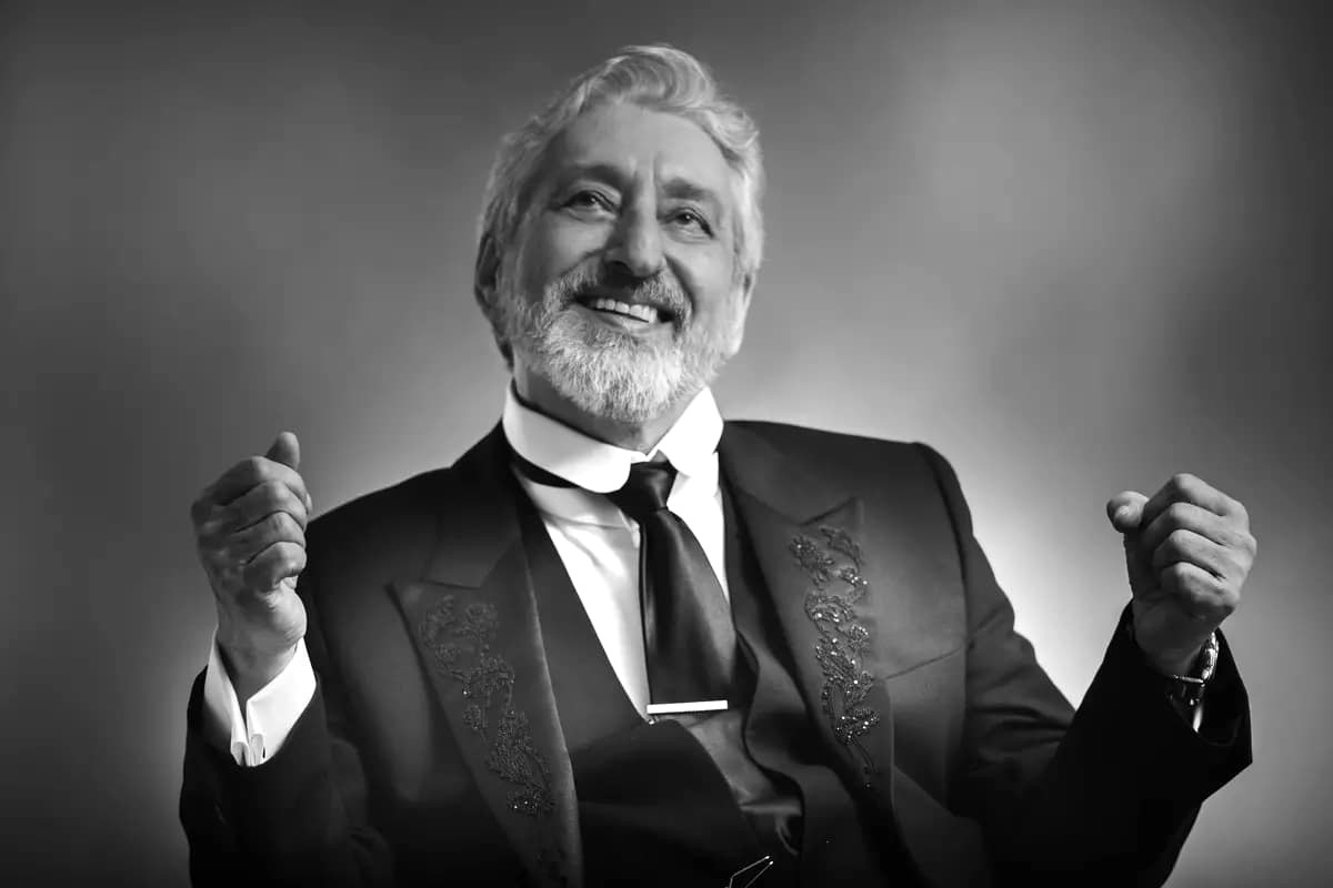 دلتنگی ابی برای ایران؛ جهان آزاد و جذابه، ولی چشمم به اون خونه ست...