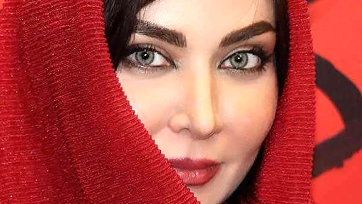 عکس (سفر در زمان)؛ تغییر چهره فقیهه سلطانی از 7 سالگی تا 51 سالگی