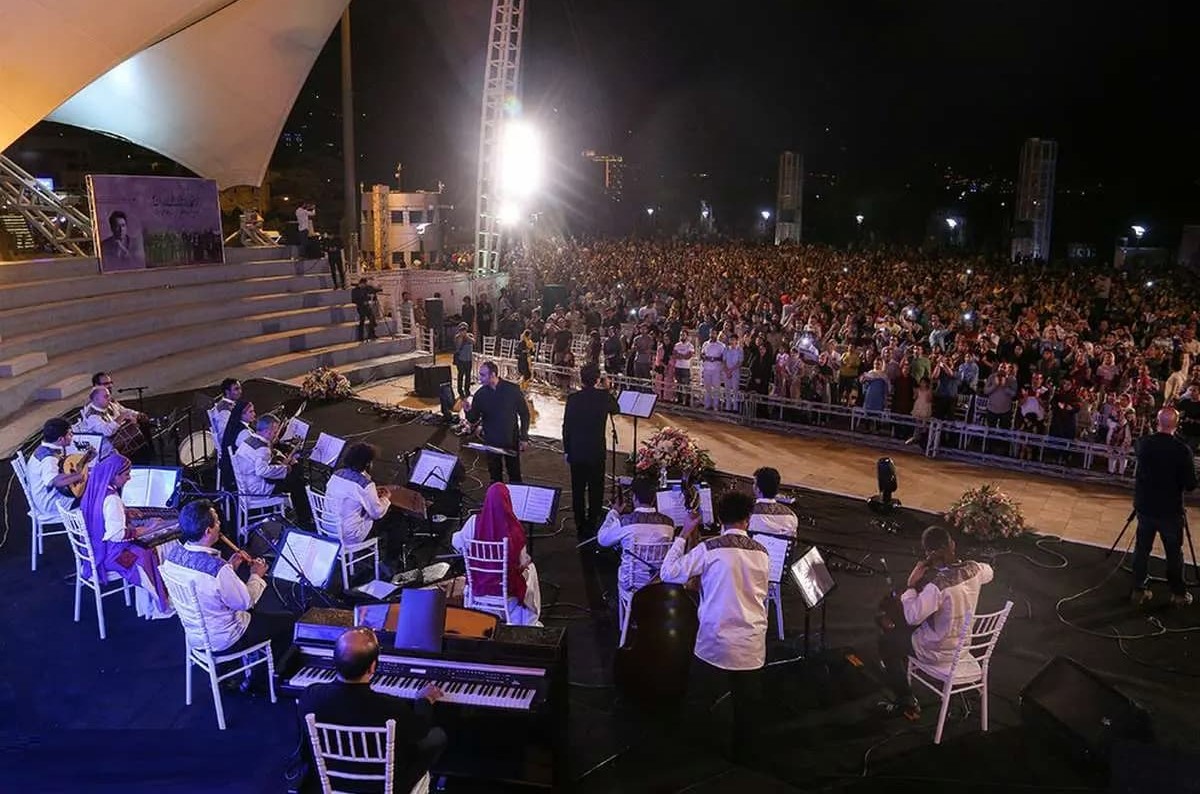 برگزاری ‎10 کنسرت خیابانی در تهران؛ از شجریان تا عرفان طهماسبی و رضا صادقی