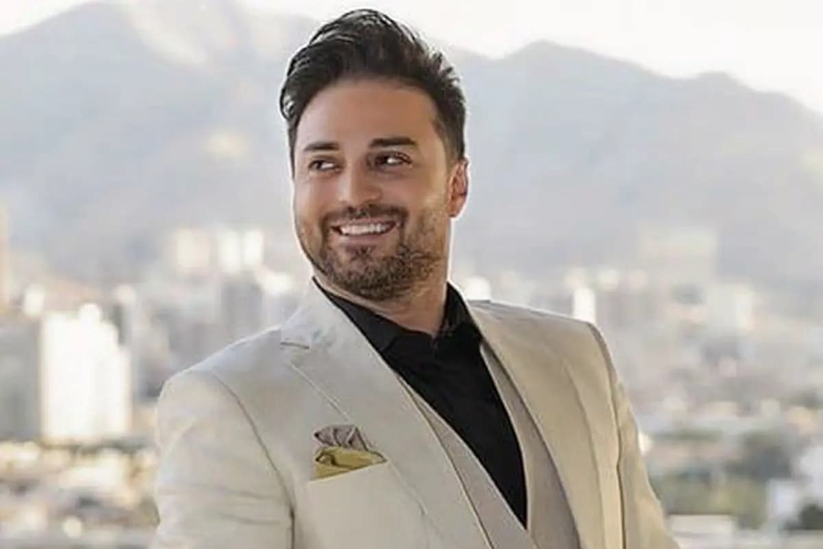 عکس‌های عاشقانه بابک جهانبخش و همسر دومش در شمال و کنار ساحل دریا !