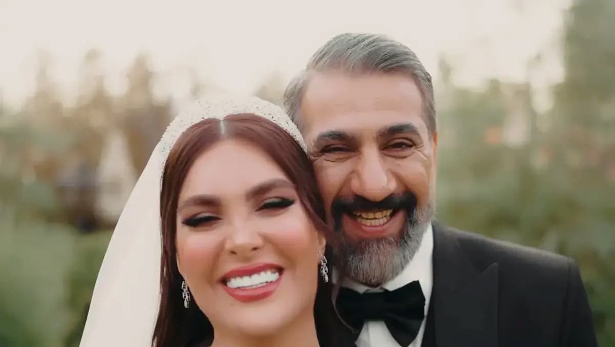 کلیپ عاشقانه مراسم ازدواج محمد نادری و همسرش