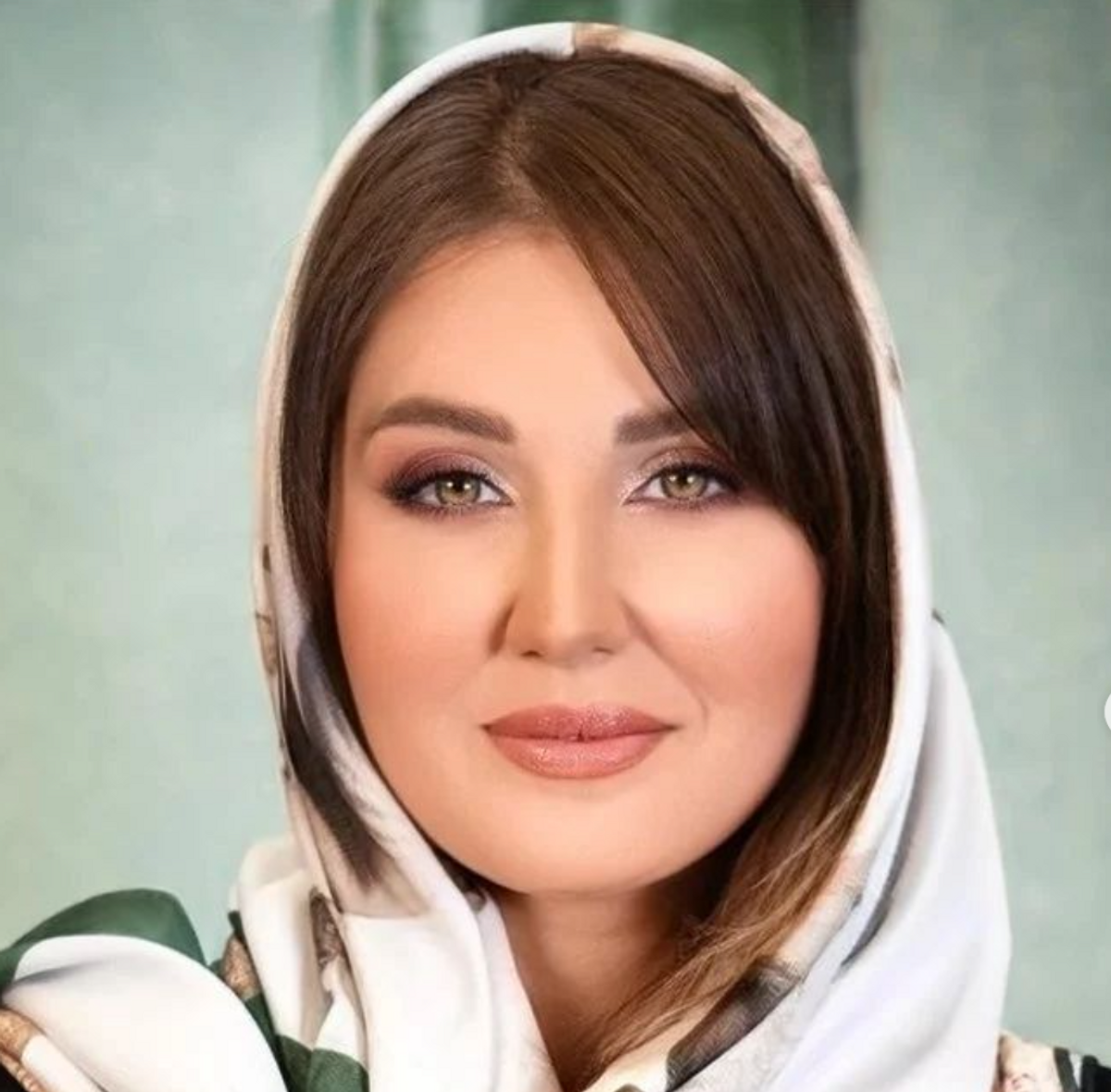 ماجراجویی‌های زمستانی گلوریا هاردی در ایران؛ از زبان فرانسوی تا برف و هیجان | تیکه های نعیمه به گلوریا هاردی در جوکر، همه پوکیدن