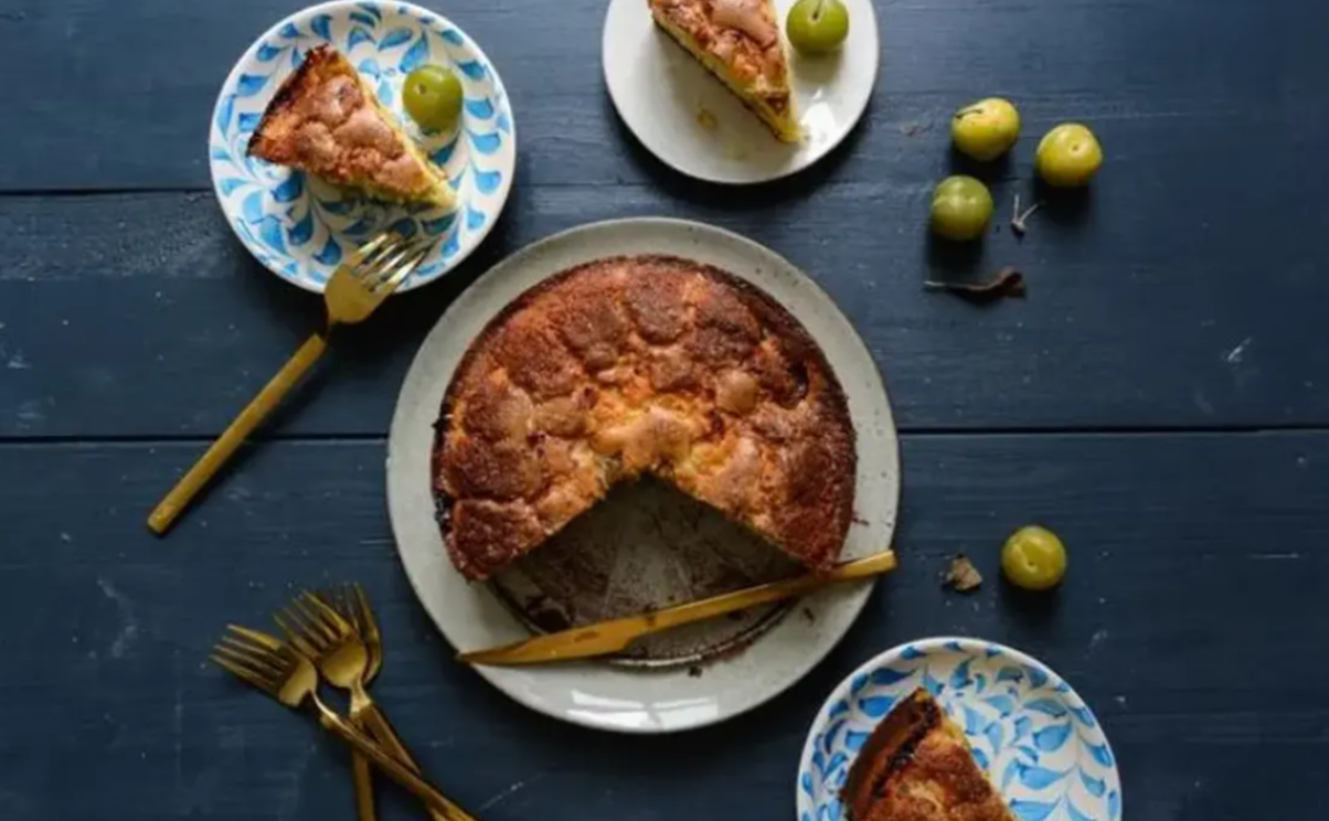 طرز تهیه کیک گوجه سبز با فر