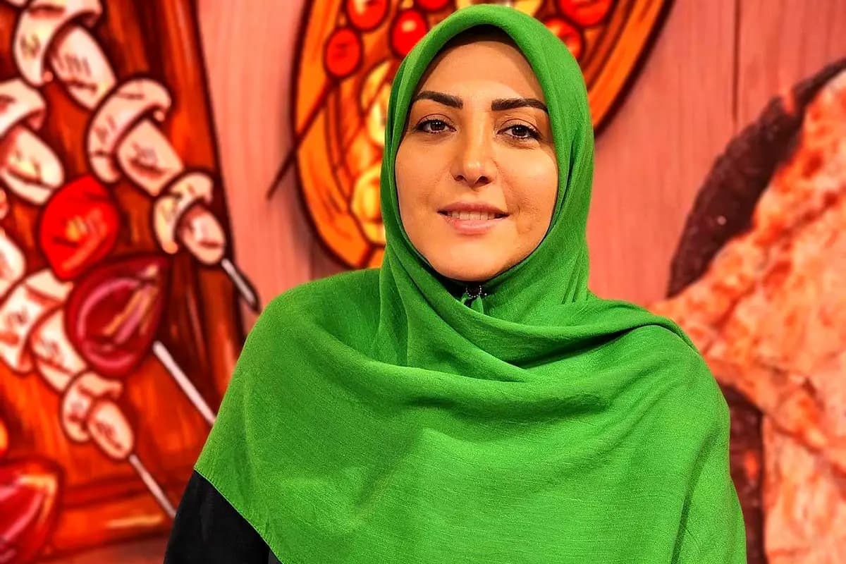 کری خوانی المیرا شریفی مقدم با هاشم بیک زاده؛ شما ژنرال دارید ما سلطان