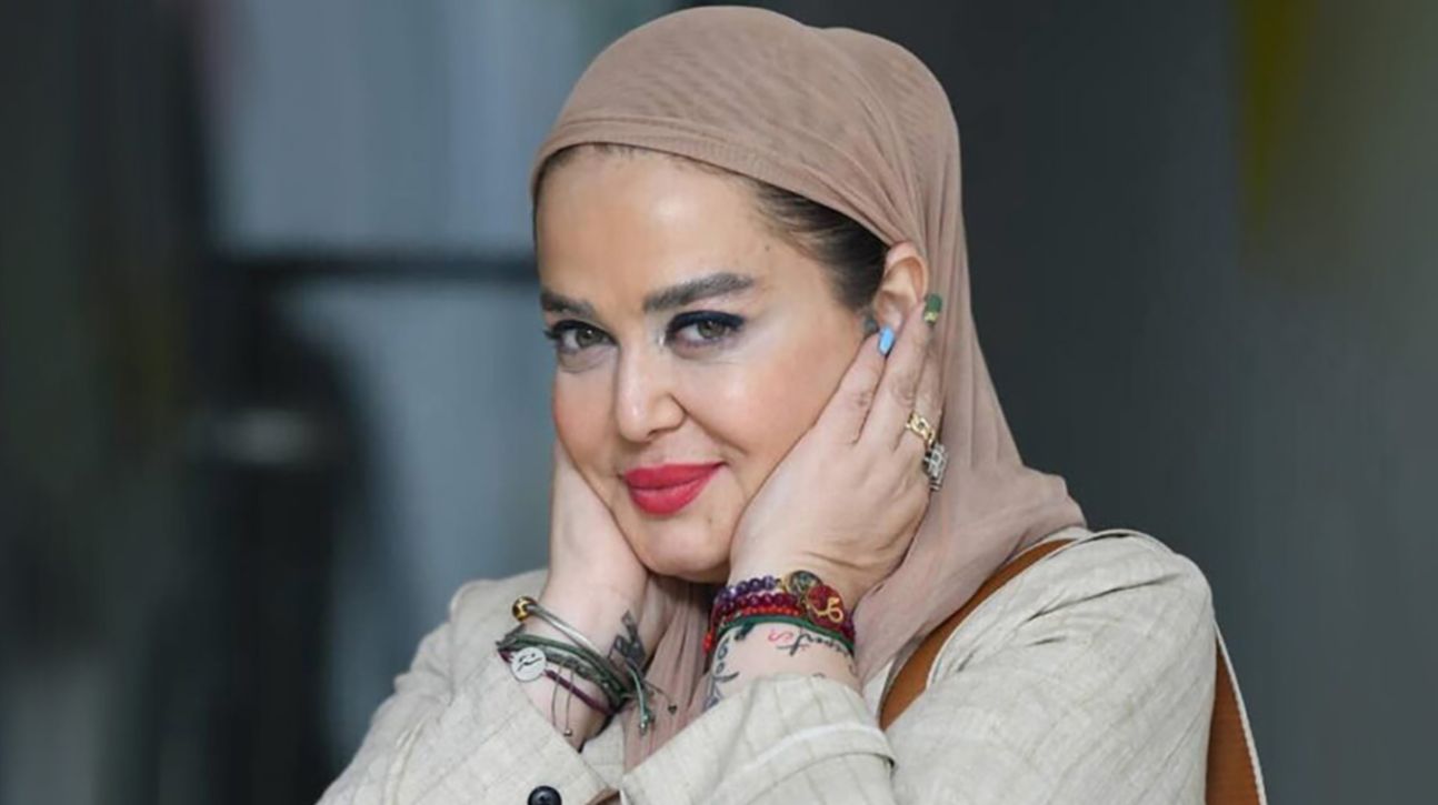 پلنگ سینمای ایران تیپ پلنگی زد| استایل پلنگی بهار رهنما در مراسم بزرگداشت مسعود کیمیایی
