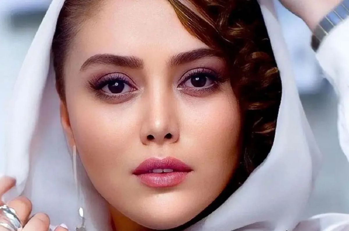جدیدترین عکس شادی مختاری با تم سیاه و سفید