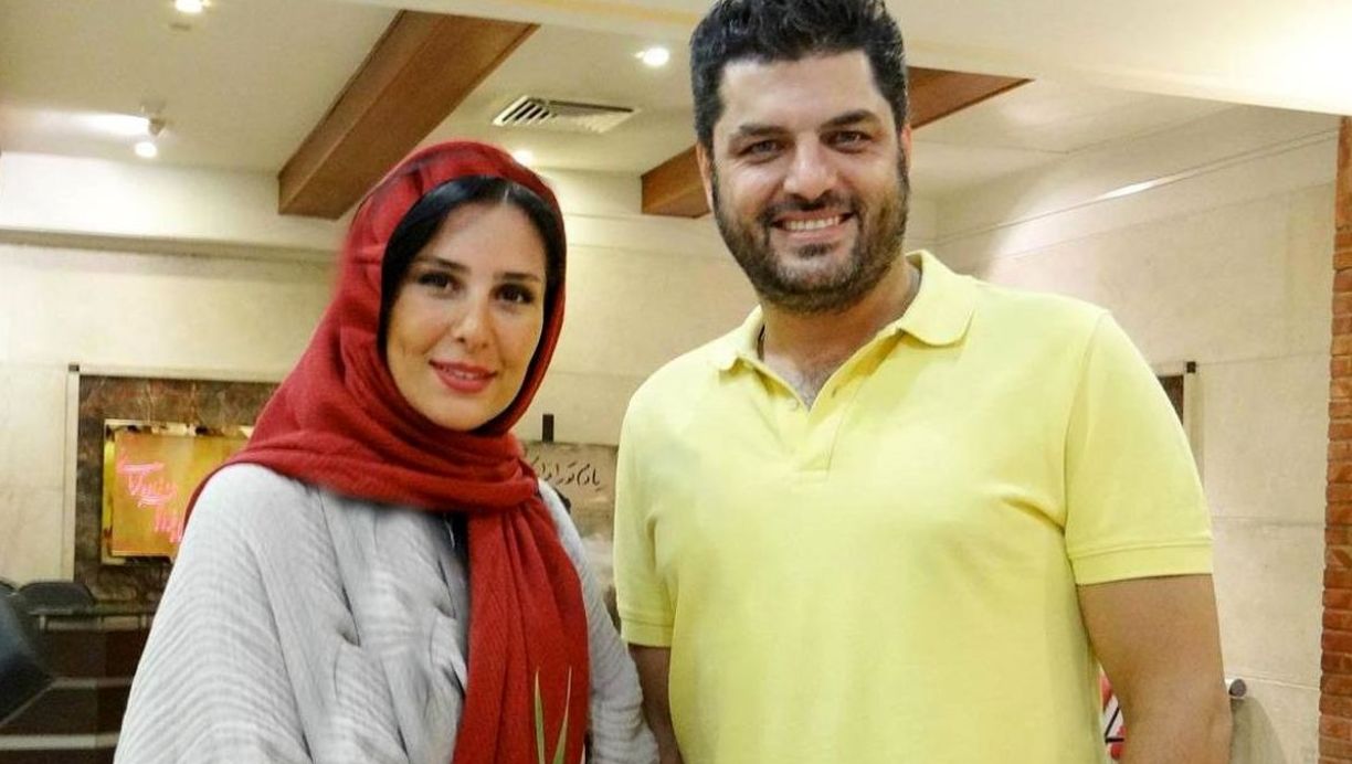 دکوراسیون شاهانه و مجلل خانه بزرگ سام درخشانی؛ سلیقه و خلاقیت بی‌نظیر و ستودنی عسل امیرپور در چیدن سفره 7 سین شیک