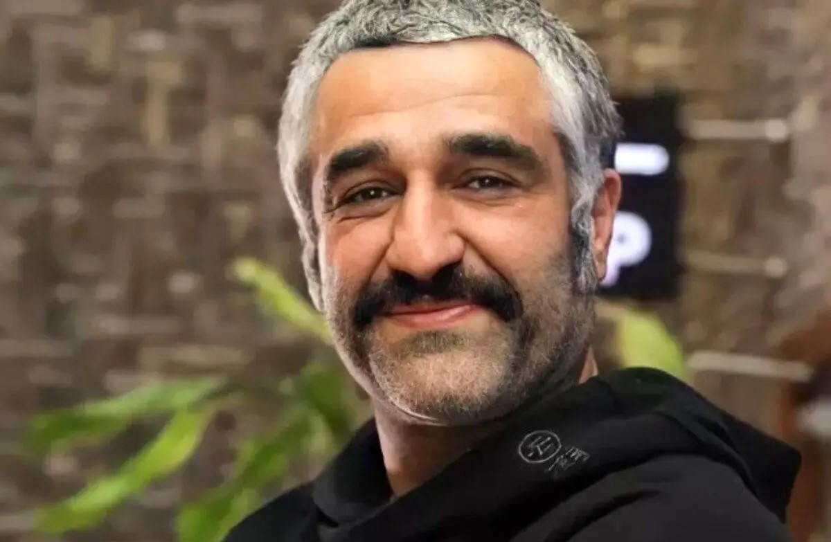 خنده‌دارترین صحنه سریال زیرخاکی با پژمان جمشیدی!