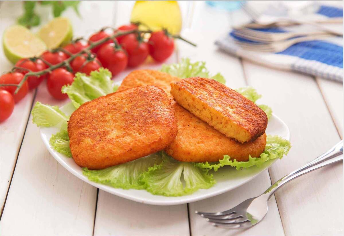 طرز تهیه کوکو سیبزمینی مجلسی با مواد ساده و طعم بینظیر! | با این مواد، کوکو سیبزمینی مجلسی رو به یه شاهکار تبدیل کن!