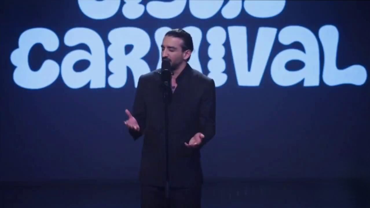 اجرای احساسی و تلخ سینا ساعی در برنامه کارناوال همه را در سکوت فرو برد