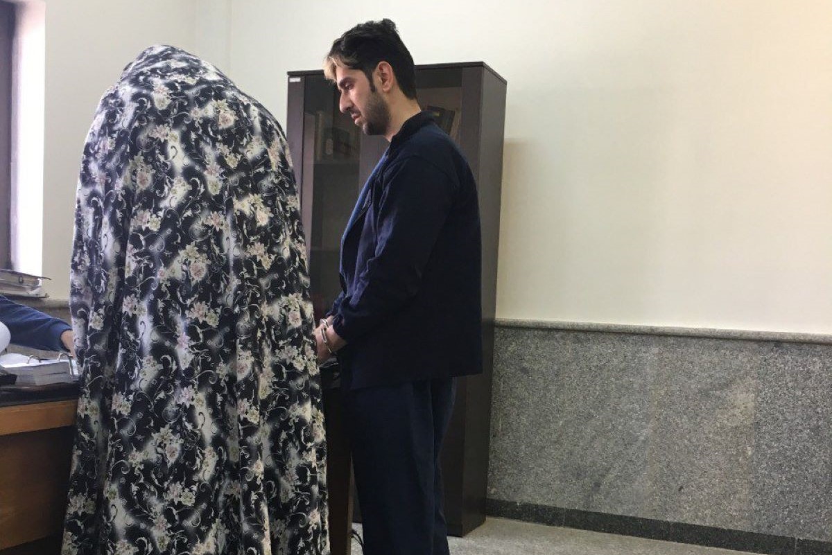 گریه‌های دختر 10 ساله برای نجات مادر از چوبه دار