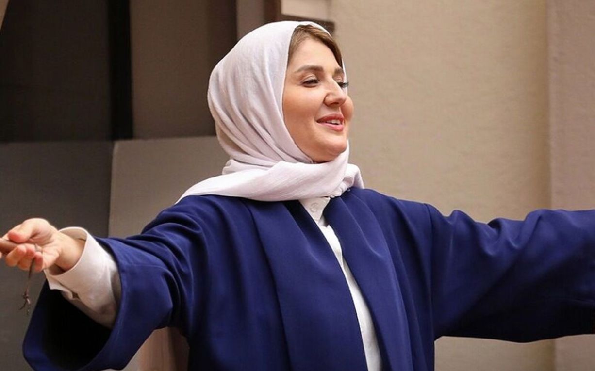 لحظات خاطرهانگیز گلوریا هاردی در شهر تاریخی یزد| همسر ساعد سهیلی با استایلی خاص در فروشگاه کیفهای سنتی
